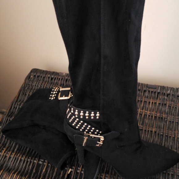 Beautiful Black Suede Boots - Picture 3 of 6